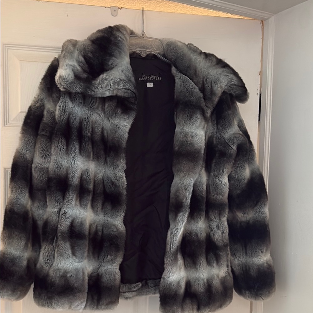 Women's Gray Faux Fur Coat